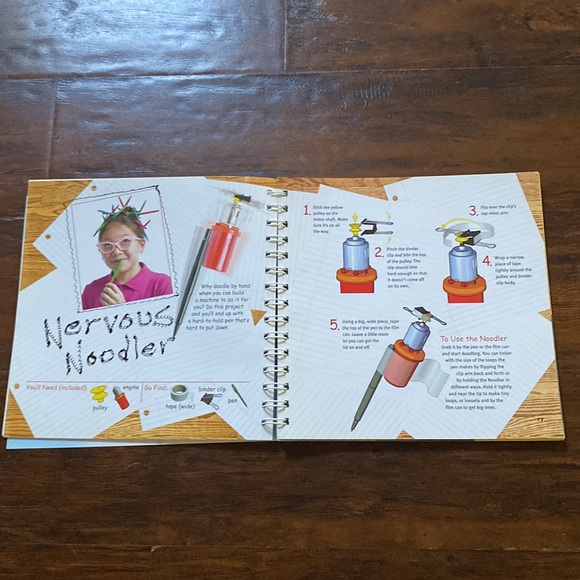 Battery Science Make Widgets That Work & Gadgets That Go for Kids 8+ - Picture 3 of 4